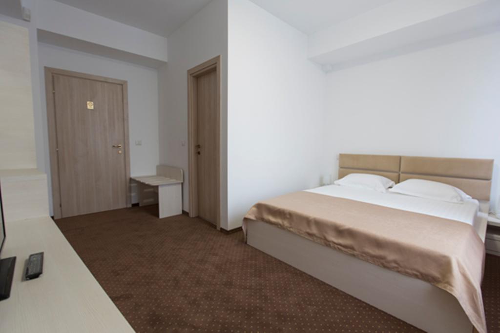 بوخارست Hotel Thomas المظهر الخارجي الصورة