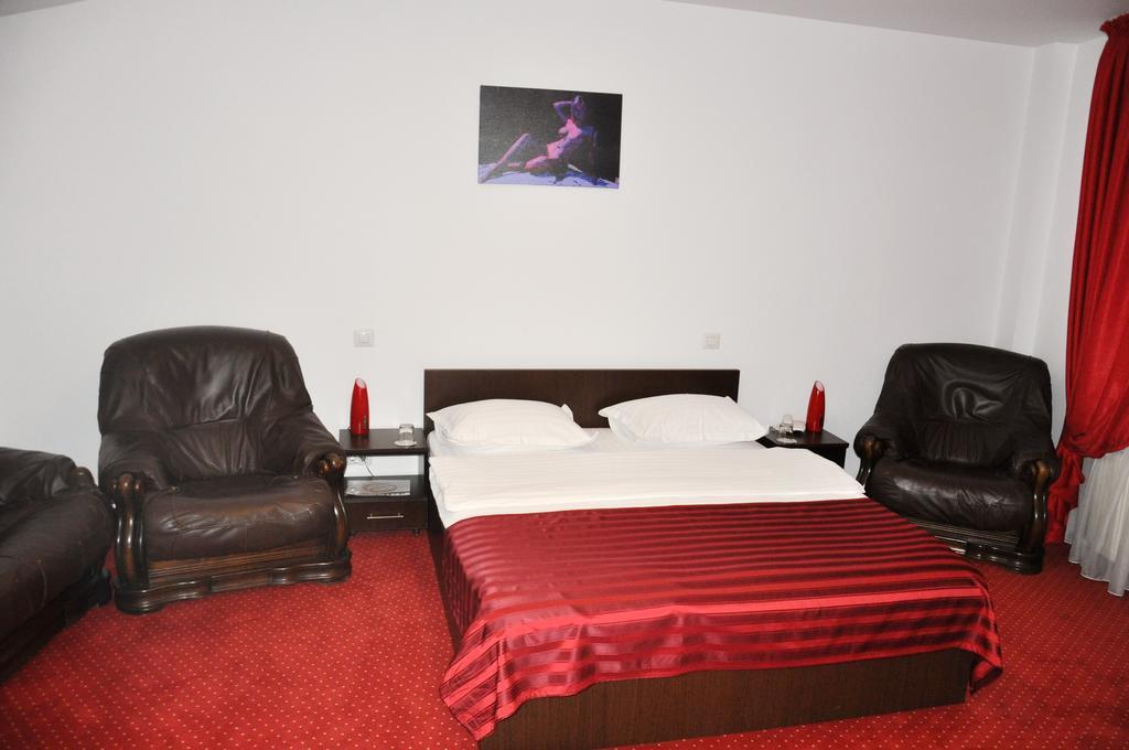 بوخارست Hotel Thomas المظهر الخارجي الصورة