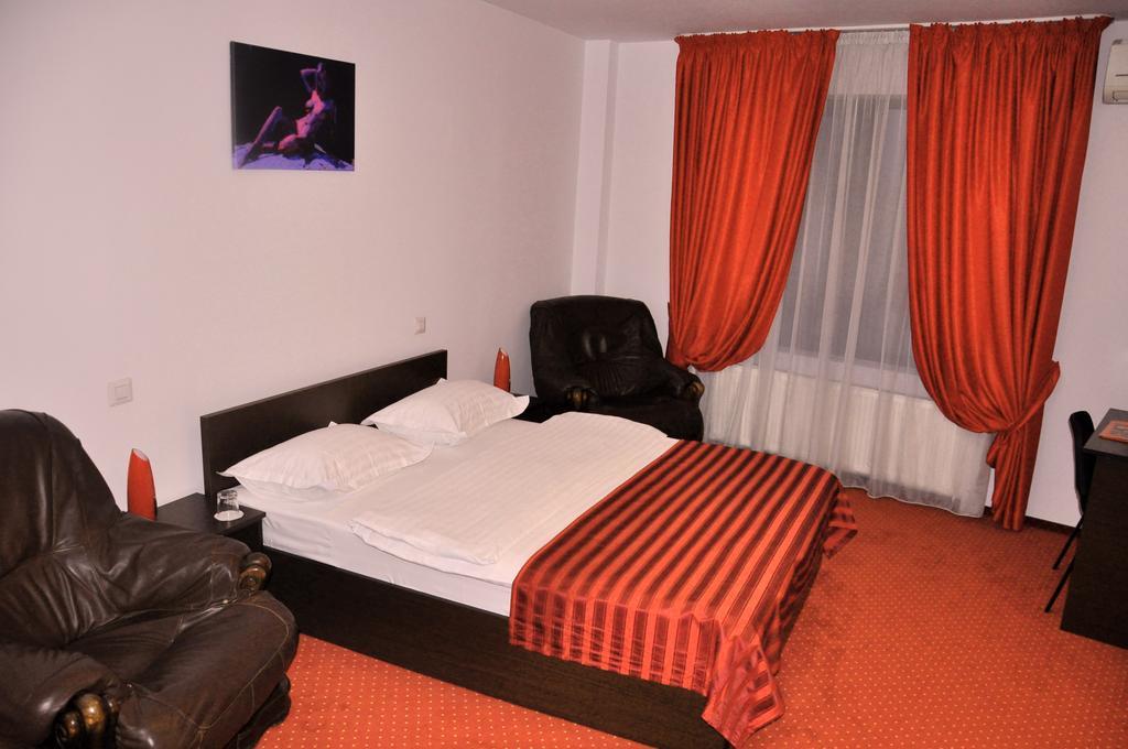 بوخارست Hotel Thomas المظهر الخارجي الصورة